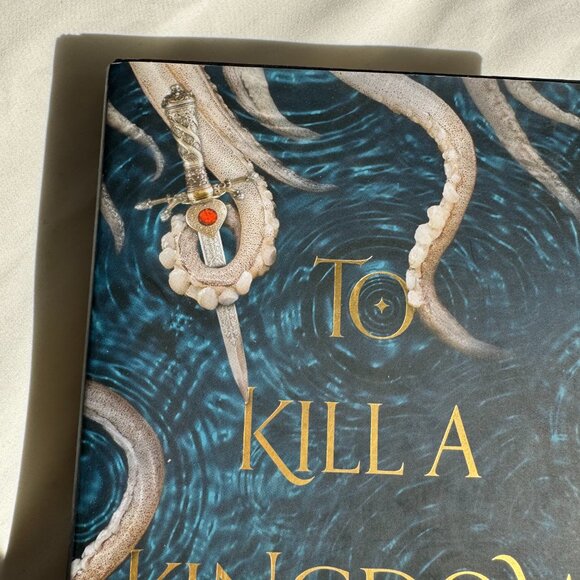 EUC, To Kill a Kingdom, Fantasy Book by Alexandra Christo - Picture 2 of 11